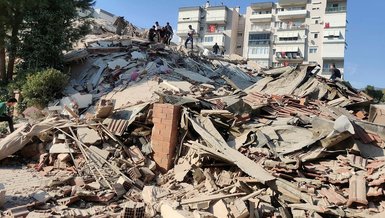 Son dakika | İzmir'de 6.6 büyüklüğünde deprem! İstanbul'da da hissedildi
