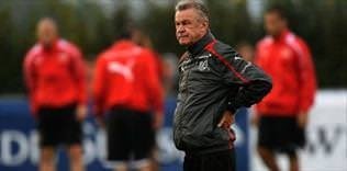 Lise kanadı Hitzfeld'i istiyor