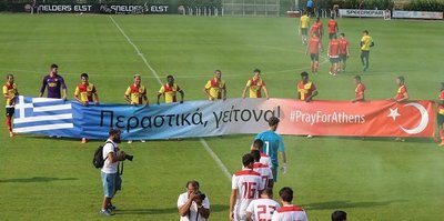 Olympiakos maçında Göztepe'den anlamlı pankart