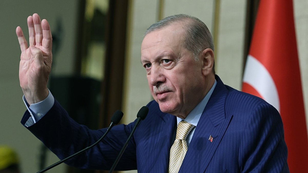 Başkan Recep Tayyip Erdoğan, Galatasaray’ı kutladı