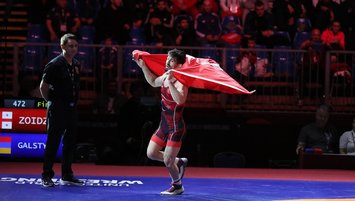 Kerem Kamal ve Ali Cengiz finalde!