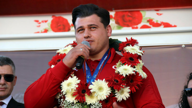 Rekorların adamı Rıza