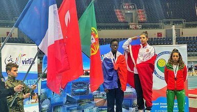 Şampiyon sporcu madalyasını şehitlere ve Başkan Erdoğan'a armağan etti
