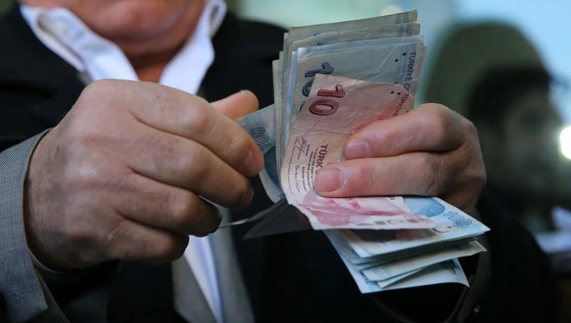 FİİLEN ÇALIŞAN EMEKLİ NE DEMEK? | Cumhuriyet Bayramı emekli ikramiyesi kimlere verilmeyecek? - Son dakika Haberler haberleri - Fotomaç