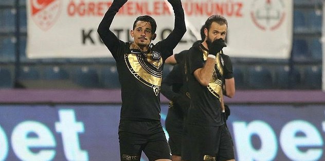 Serdar’a yoğun ilgi