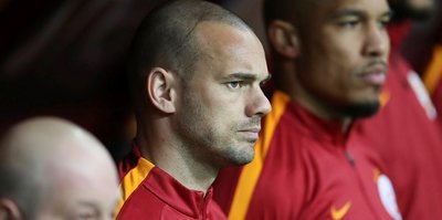 Sneijder yedeklerle çalıştı