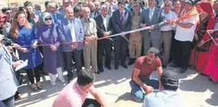 Malazgirt yiğitlerine fener alayı