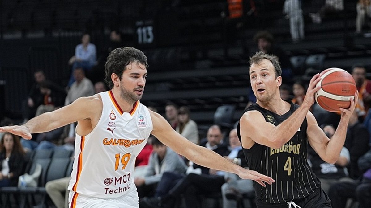 Galatasaray MCT Technic evinde galip!