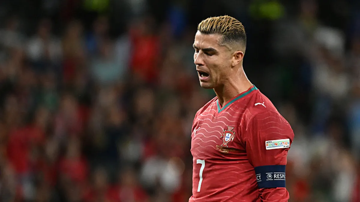 Cristiano Ronaldo milli takım kampını terk etti
