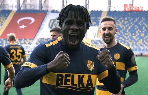 Son dakika spor haberleri: İşte Fenerbahçe'nin transfer gündemindeki isimler! Sead Kolasinac, Joseph Paintsil, Edin Dzeko... | FB haberleri