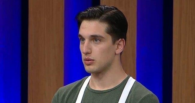masterchef-sefa-kimdir-masterchef-sefa-okyay-kilic-nereli-kac-yasinda-meslegi-ne-1686548854988.jpeg