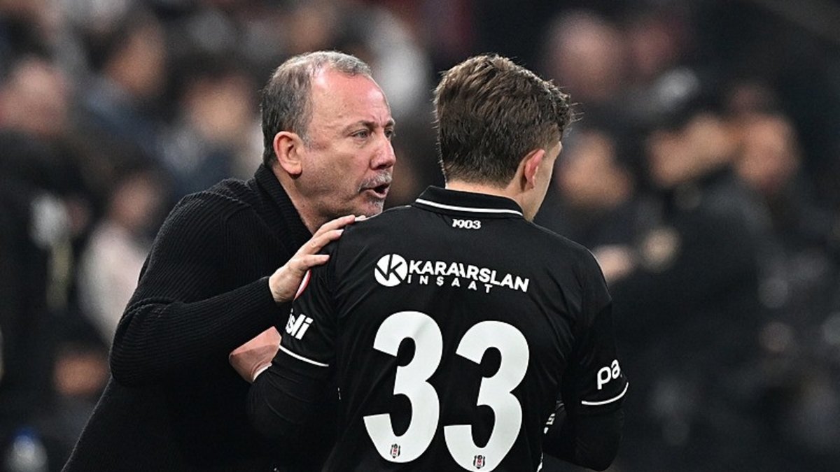 İlk 11 şekillendi