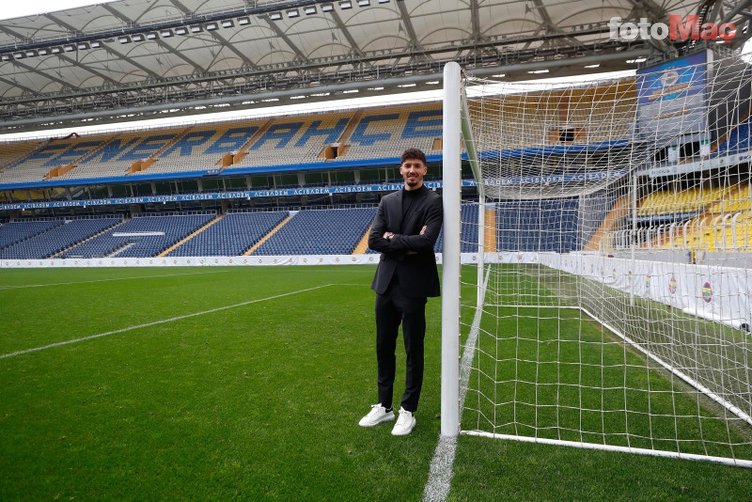 TRANSFER HABERİ | Fenerbahçe'de Altay Bayındır'ın ardından sıra onda! Yeni sözleşmeyi imzalıyor