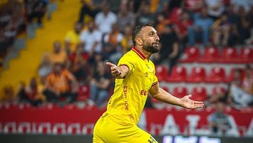 Efkan imzaladı