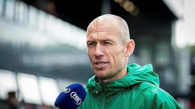 Robben yine bıraktı