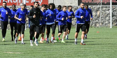 Evkur Yeni Malatyaspor’da futbolcular idmanı boykot etti