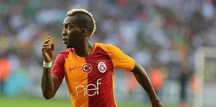 Kapıları kapattı