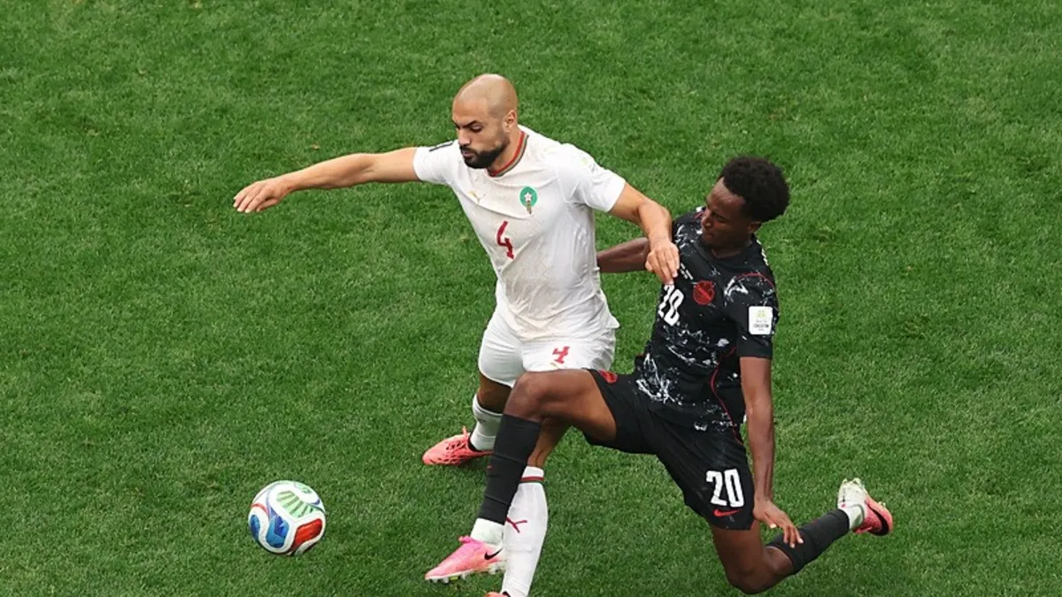 Real Betis Amrabat İçin Israrcı