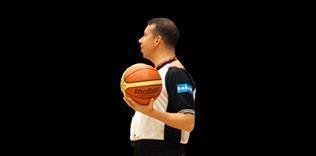 FIBA Türk hakemleri seçti