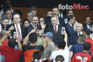 Başkan Erdoğan Milli Takımı yalnız bırakmadı