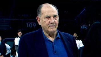 A Milli Basketbol Takımı'nın eski başantrenörü Önder Seden vefat etti