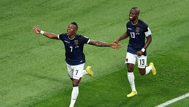 Valencia’ya “Onur Nişanı”