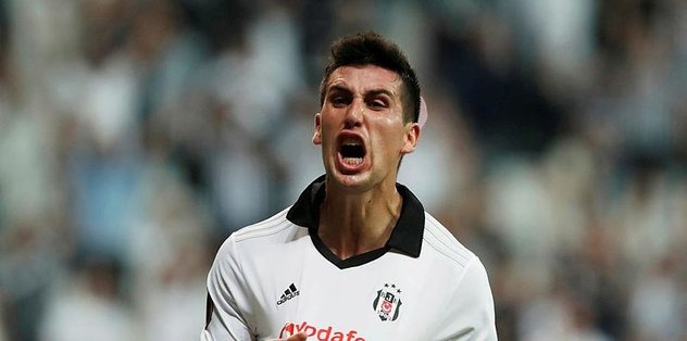 Beşiktaş'ta Avcı'ya Enzo Roco isyanı