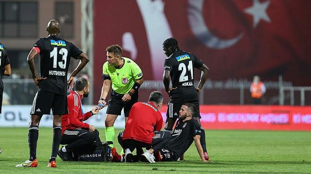Beşiktaş'ta sakatlıklar sonrası flaş karar! Artık...