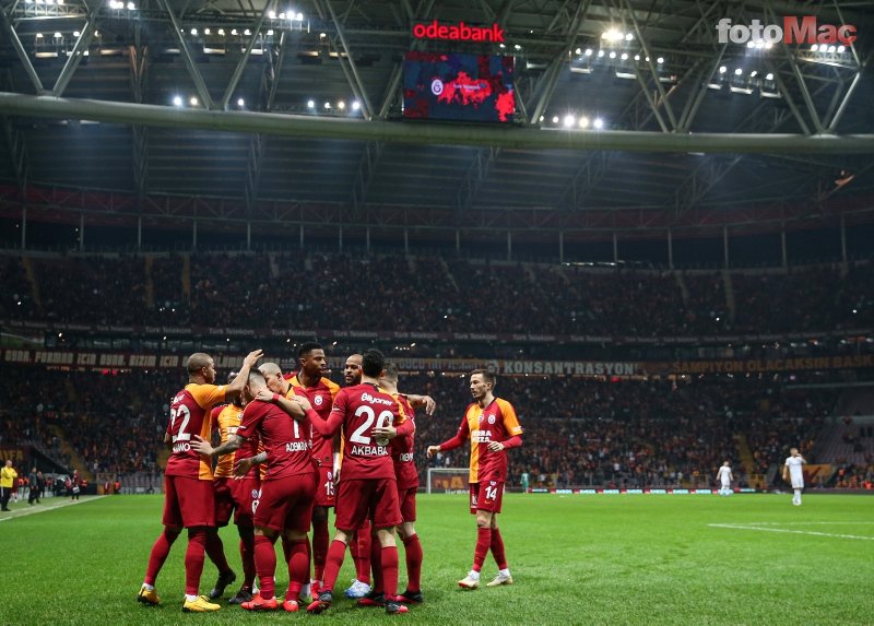 Golden sonra Fatih Terim havalara uçtu! İşte o anlar...