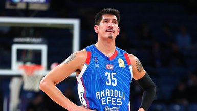 Anadolu Efes'te Derek Willis ameliyat oldu