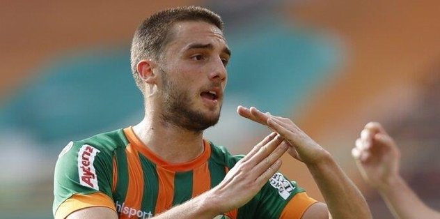 Berkan Kutlu Cimbom Da Son Dakika Galatasaray Haberleri Fotomac