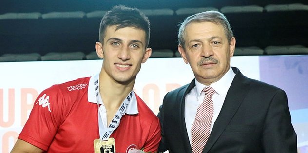 Basketbol topu elinden alındı şampiyon oldu