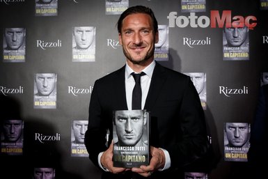 Totti ile De Rossi arasında güldüren Cengiz Ünder diyaloğu