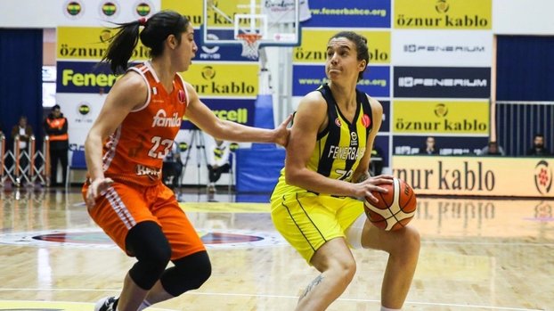 Fenerbahçe Öznur Kablo Laura Nicholls'ı yeniden kadrosuna kattı #
