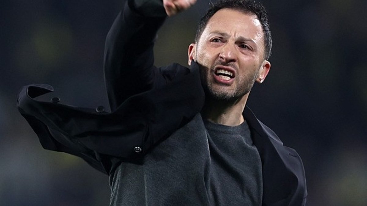 Tedesco yerinde duramadı!