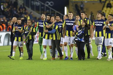 Fenerbahçe’den Koray Şener koreografisi