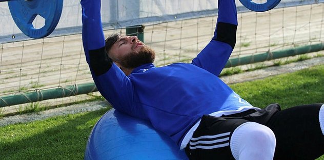 “Benim burada 2 senelik kontratım var"