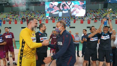Trabzonsporlu yöneticiler "Efsanelerle Yeniden" turnuvasında yer aldı