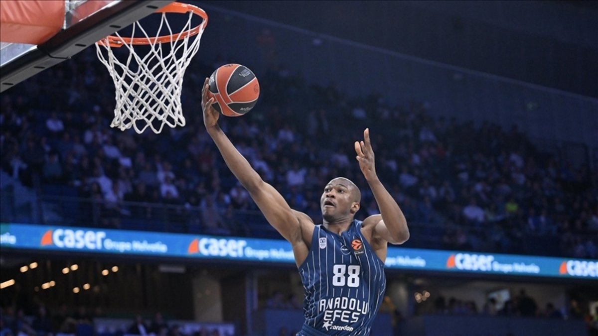 Anadolu Efes Basketbol Takımı, EuroLeague'de Maccabi Rapyd ile karşılaşacak!
