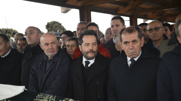 Erden Timur'un acı günü!