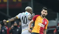 Şener döküldü