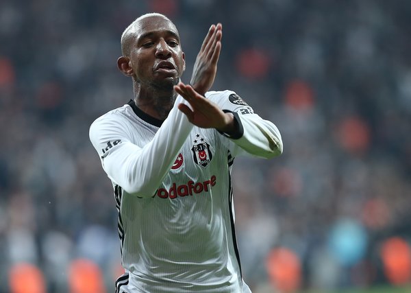 Talisca sosyal medyayı da salladı!