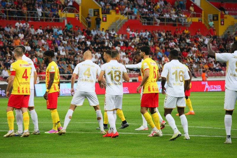 kayserispor-samsunspor-maci-canli-izle-zecorner-kayserispor-samsunspor-maci-ne-zaman-saat-kacta-ve-hangi-kanal-1760857034879.jpeg Kayserispor-Samsunspor maçları