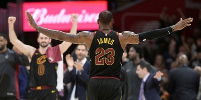 LeBron James, yıllara meydan okuyor