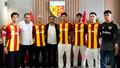 Zecorner Kayserispor'da 6 imza birden!