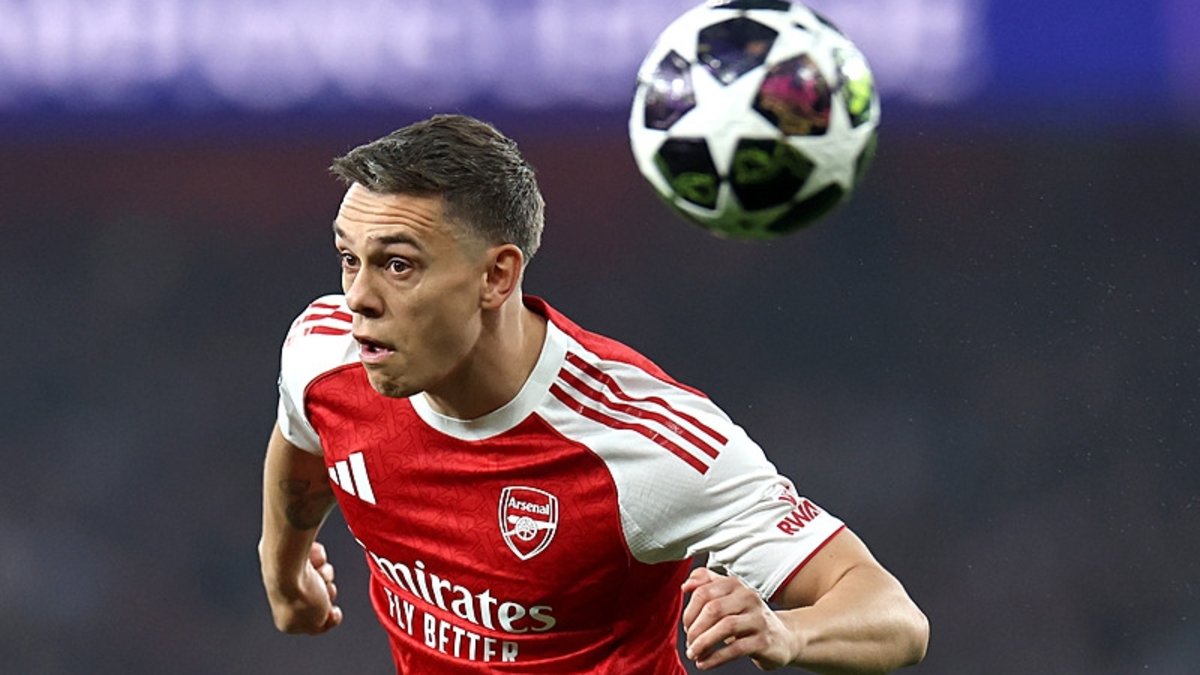 Arsenal'ın yıldızı Galatasaray'a önerildi! Okan Buruk'tan transfere onay