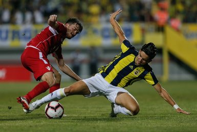 Fenerbahçe’de Ferdi Kadıoğlu isyan etti!