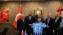 Bakan Kacır’dan ziyaret