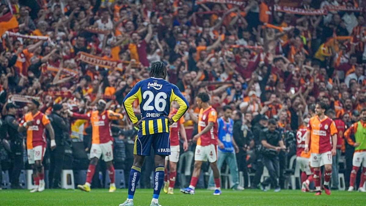 Fenerbahçe'de Sidiki Cherif için flaş karar! Yeni sezonda...