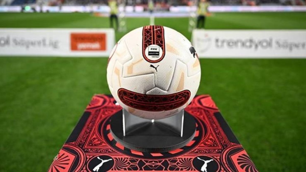 Hatayspor'da Özhan Pulat ile yollar ayrıldı!
